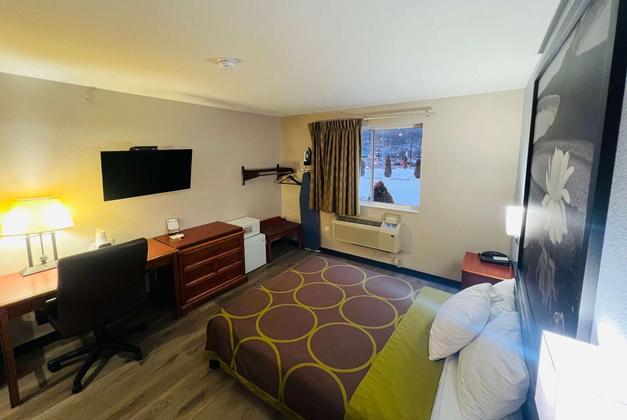 Super 8 By Wyndham Pittsburgh/Монровилл Экстерьер фото